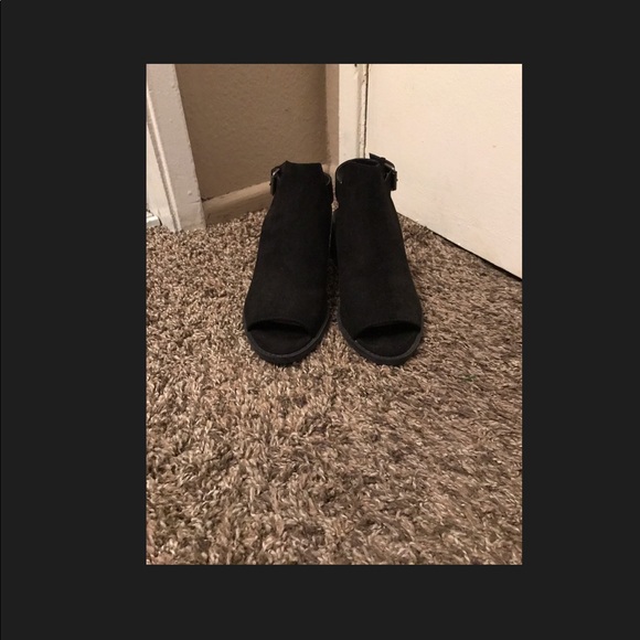 🚫Sold🚫Open Toe Booties - Picture 2 of 5